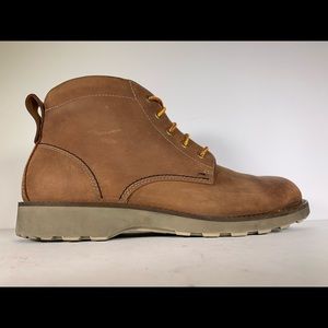 ecco holbrok plain toe boot